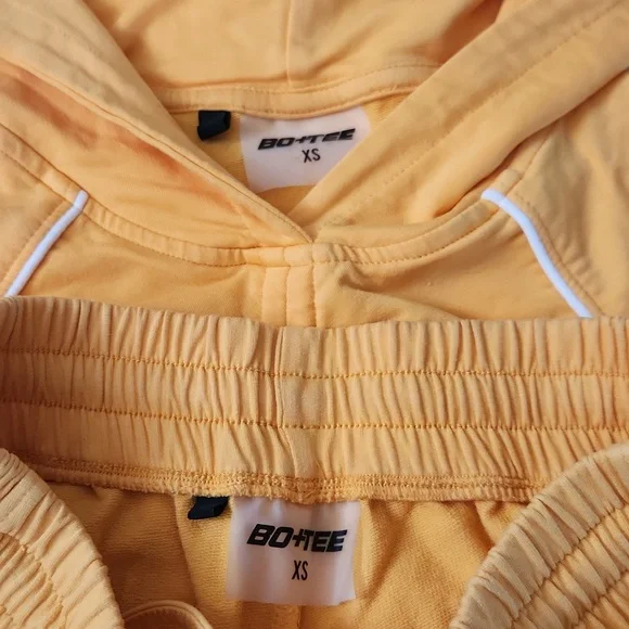 BO+TEE Yellow Cropped Hoodie - Picture 5 of 9